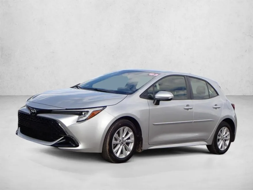 2023 Toyota Corolla SE photo 1