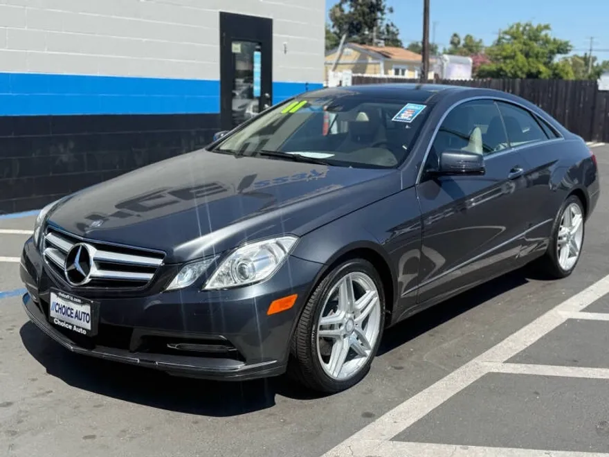 2011 Mercedes Benz E 350 photo 1