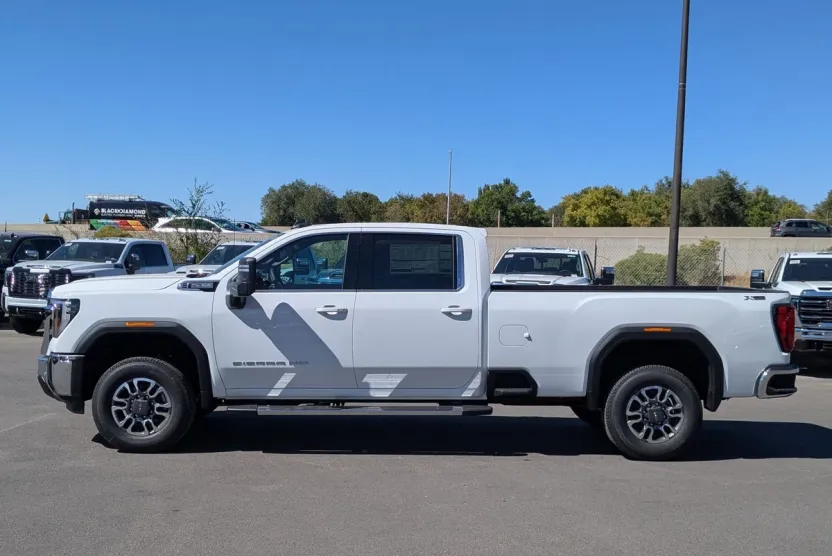 2026 Gmc Sierra 2500 HD SLE photo 1