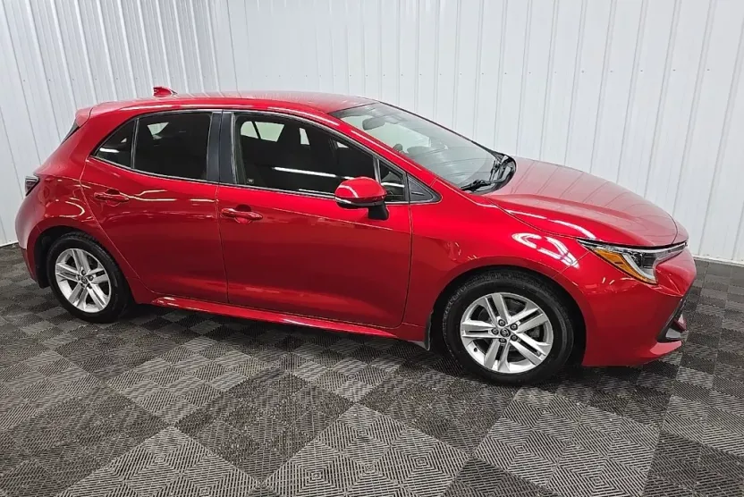 2021 Toyota Corolla SE photo 1