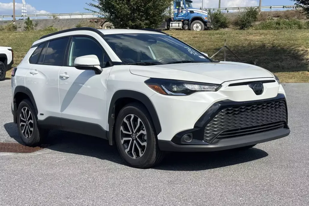 2024 Toyota Corolla Hybrid S photo 1