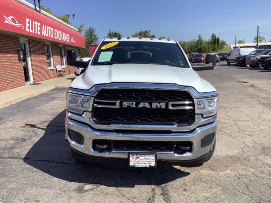2022 Ram 3500 Tradesman photo 1