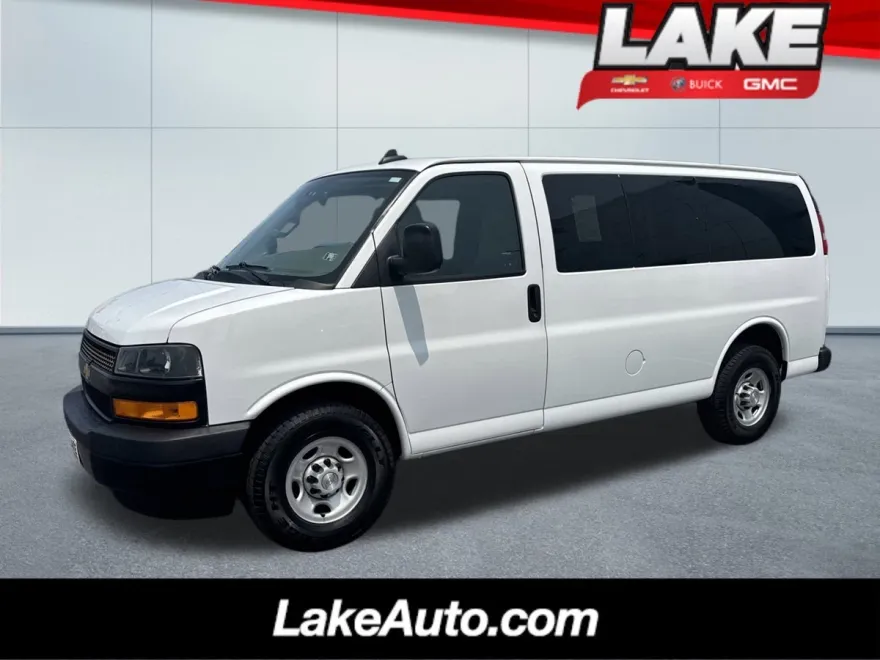 2019 Chevrolet Express 2500 LS photo 1