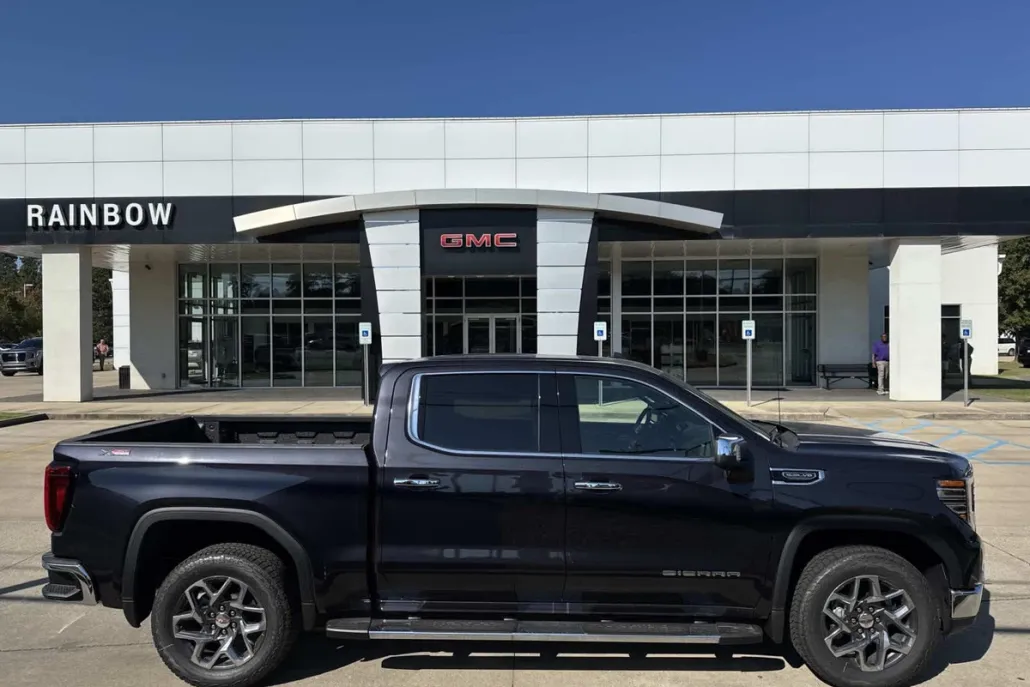 2026 Gmc Sierra SLT photo 1