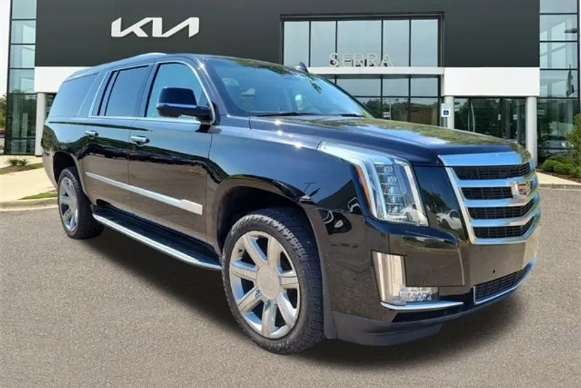 2020 Cadillac Escalade ESV Luxury photo 1
