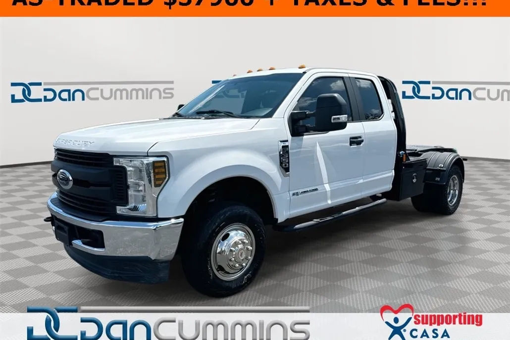 2019 Ford F-350 photo 1