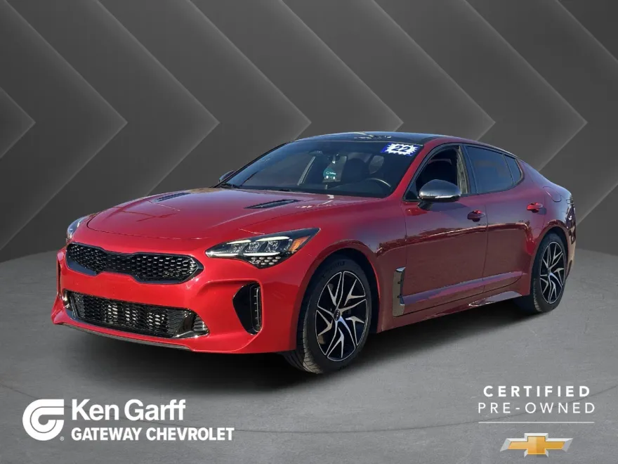 2022 Kia Stinger GT-Line photo 1