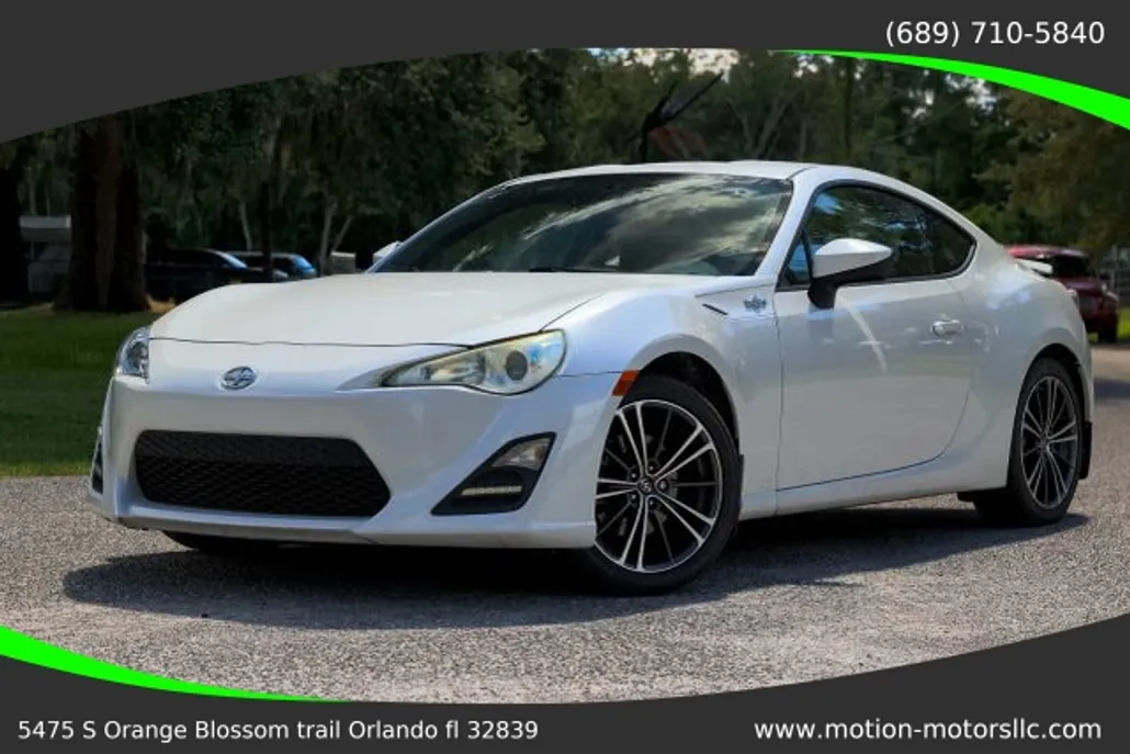 2014 Scion FR-S photo 1