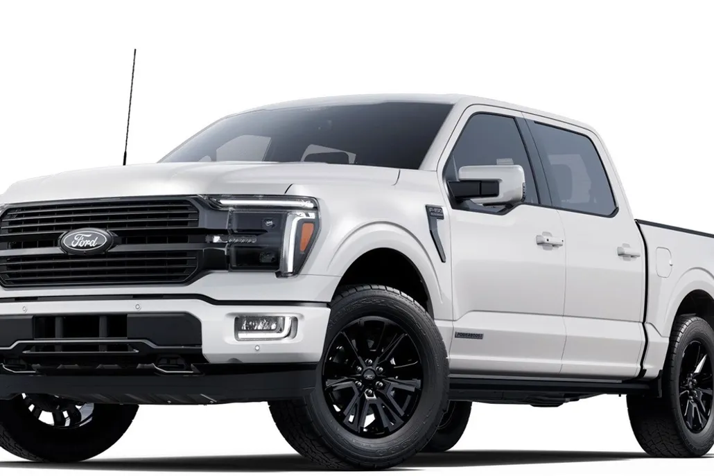 2025 Ford F-150 Platinum photo 1