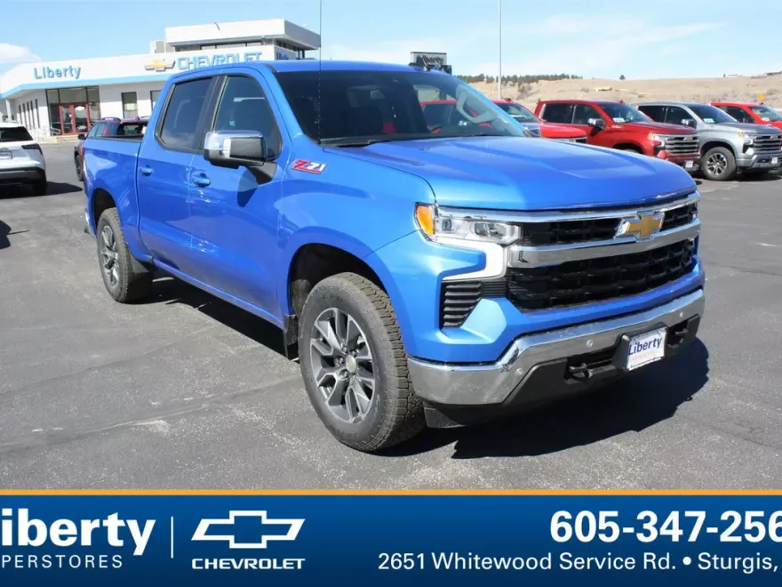 2025 Chevrolet Silverado 1500 LT photo 1