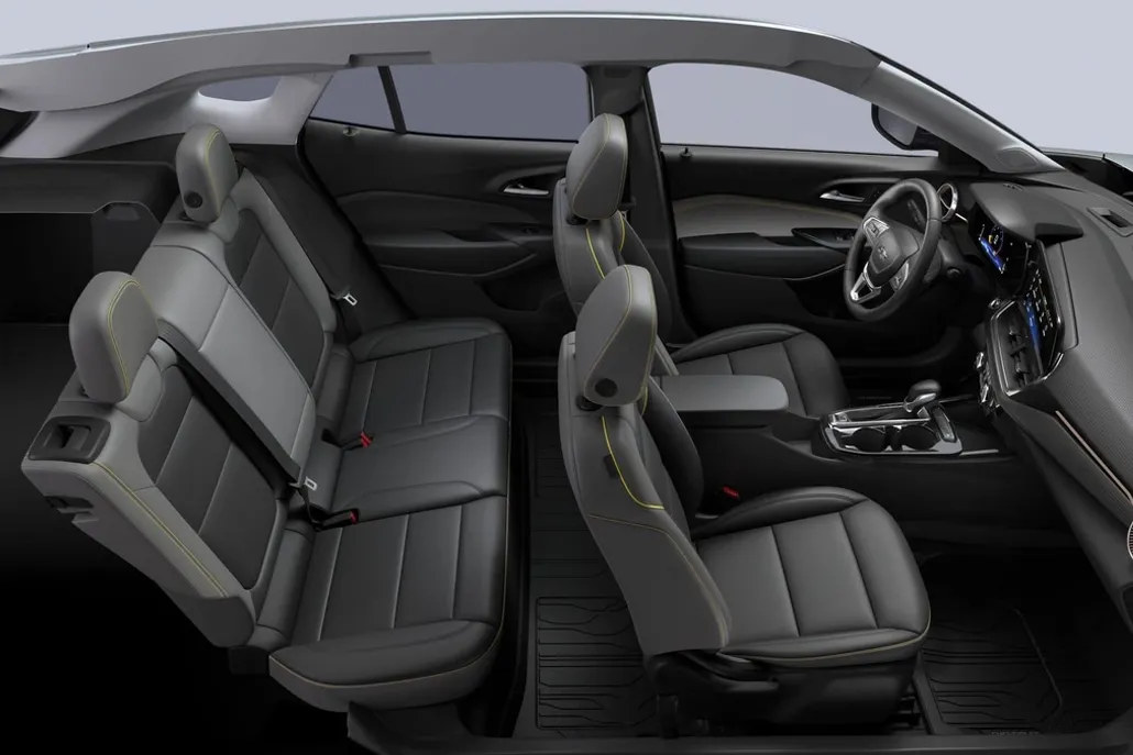 2025 Chevrolet Trax ACTIV photo 1