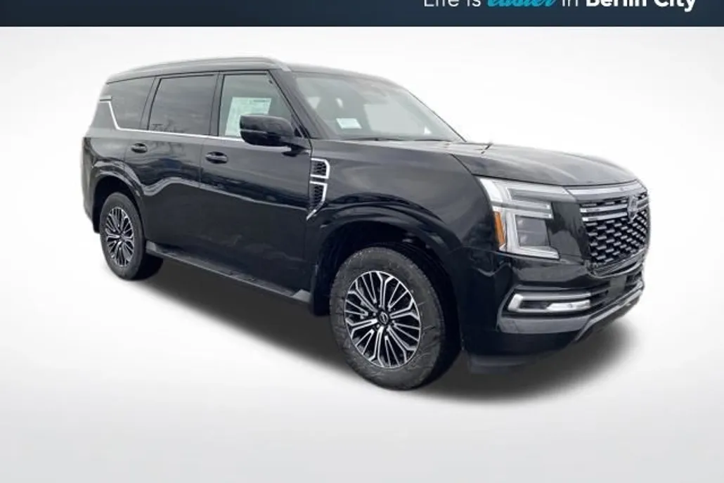 2025 Nissan Armada SL photo 1