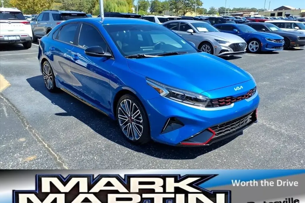 2024 Kia Forte GT photo 1