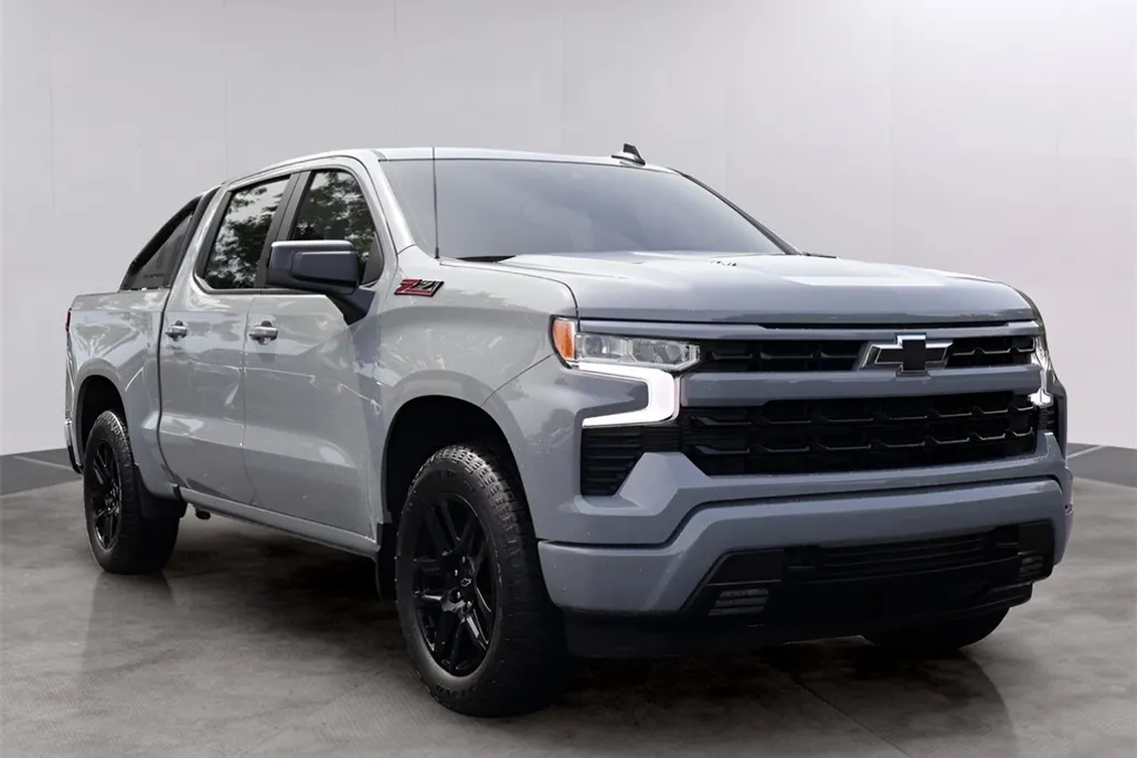 2024 Chevrolet Silverado 1500 RST photo 1
