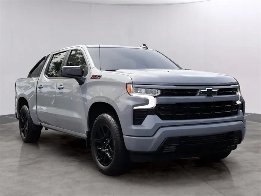 2024 Chevrolet Silverado 1500 RST photo 1