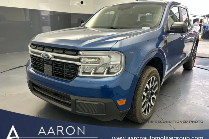 2024 Ford Maverick Lariat photo 1