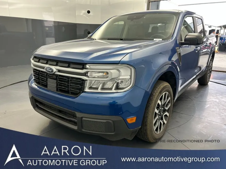 2024 Ford Maverick Lariat photo 1