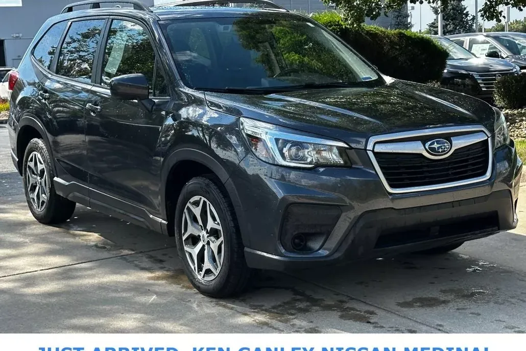 2019 Subaru Forester Premium photo 1
