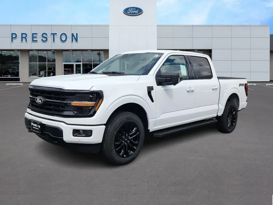 2025 Ford F-150 XLT photo 1