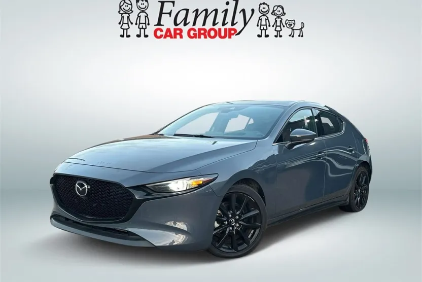 2022 Mazda Mazda3 Premium photo 1