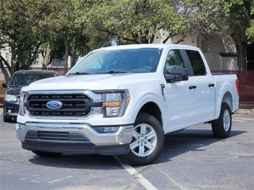 2023 Ford F-150 XLT photo 1