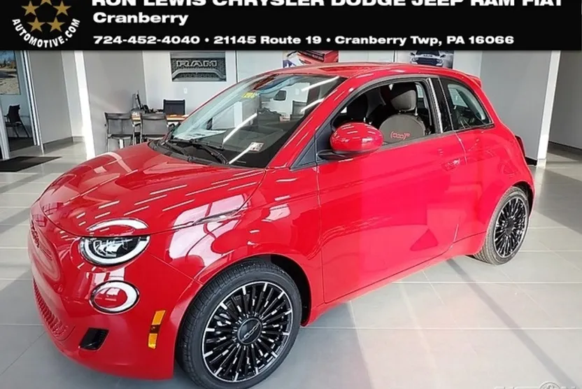 2024 Fiat 500e Red photo 1