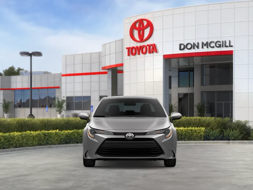 2026 Toyota Corolla LE photo 1