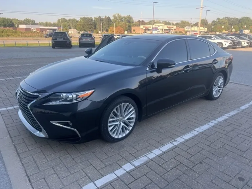 2018 Lexus ES 350 photo 1