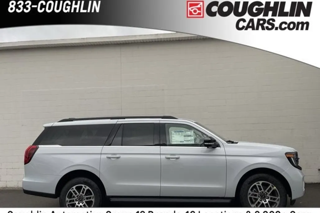 2025 Ford Expedition MAX photo 1