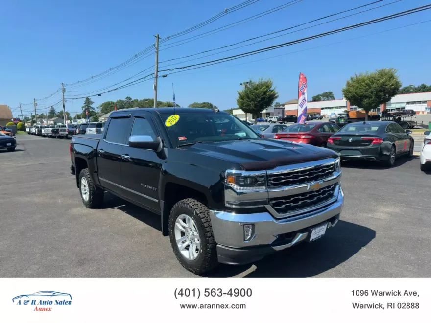 2017 Chevrolet Silverado 1500 LTZ photo 1
