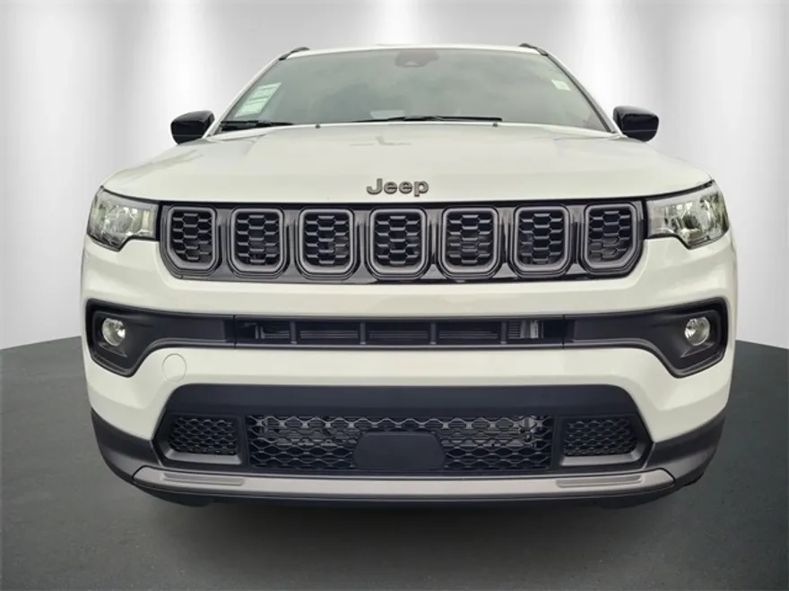 2025 Jeep Compass Latitude photo 1
