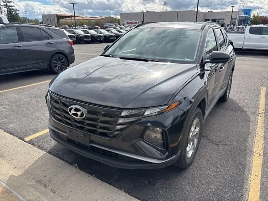 2024 Hyundai Tucson SEL photo 1