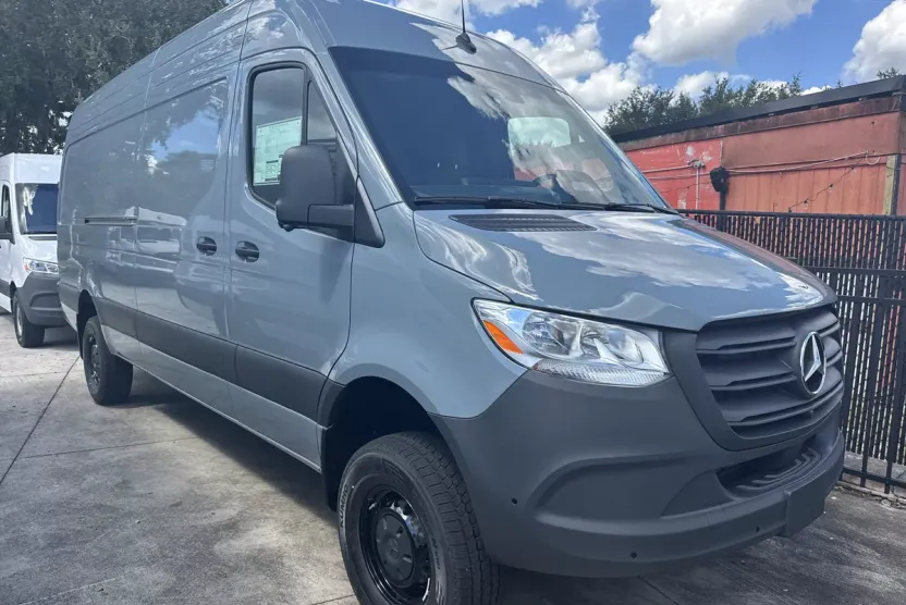 2026 Mercedes Benz Sprinter 2500 photo 1