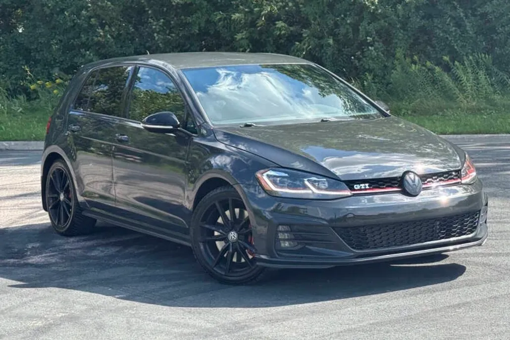 2019 Volkswagen Golf GTI Rabbit photo 1