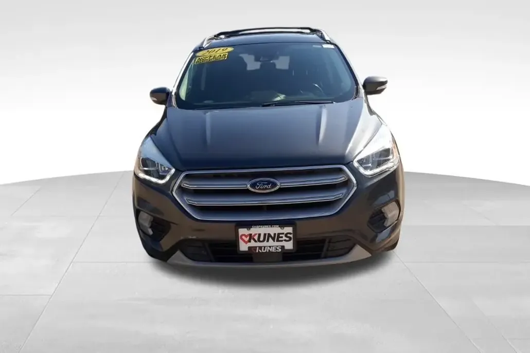 2019 Ford Escape Titanium photo 1