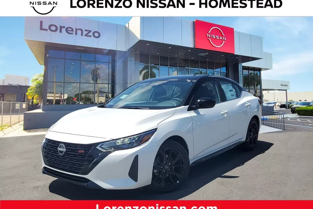 2025 Nissan Sentra SR Midnight Edition photo 1