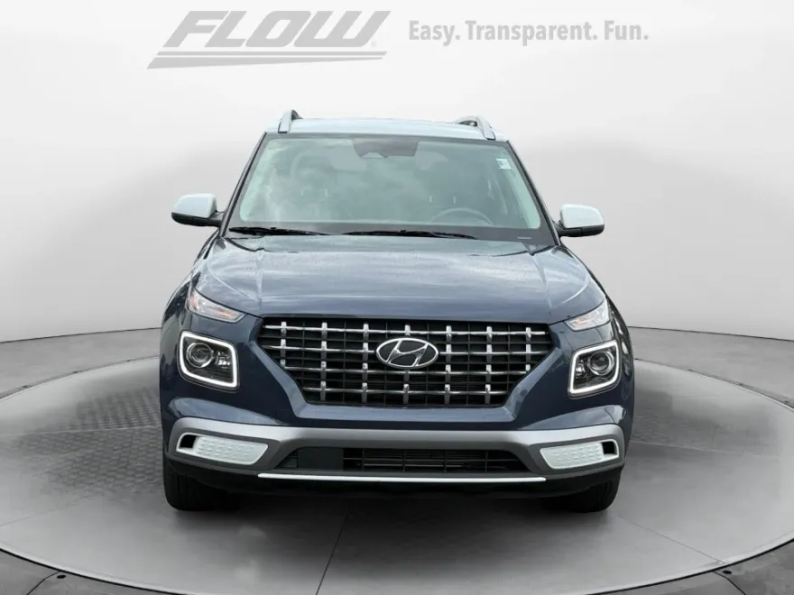 2024 Hyundai Venue Limited photo 1