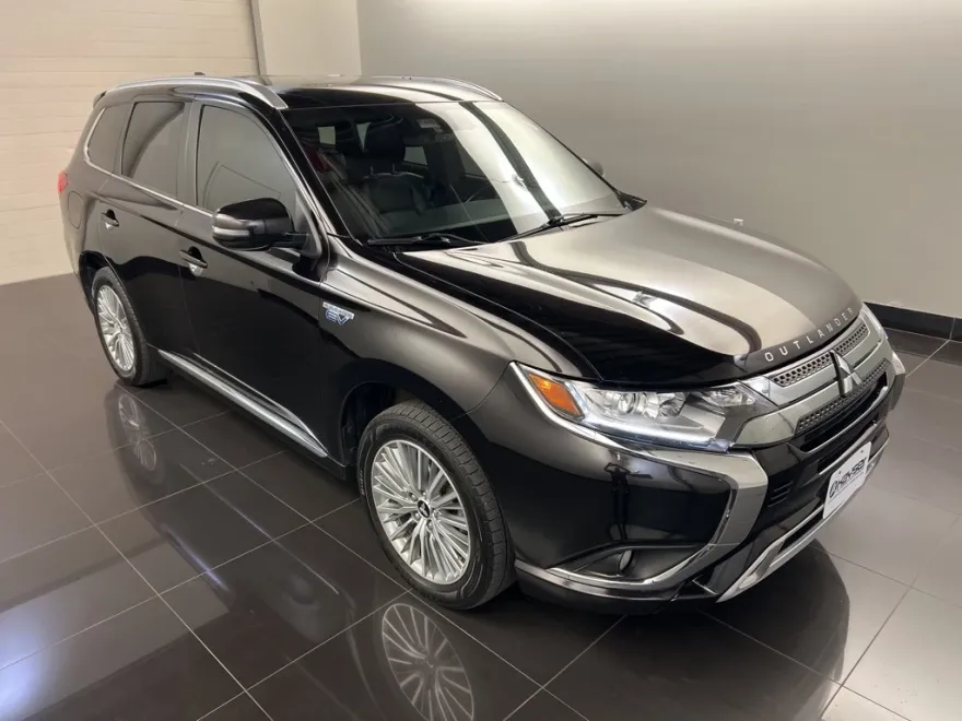 2021 Mitsubishi Outlander PHEV SEL photo 1