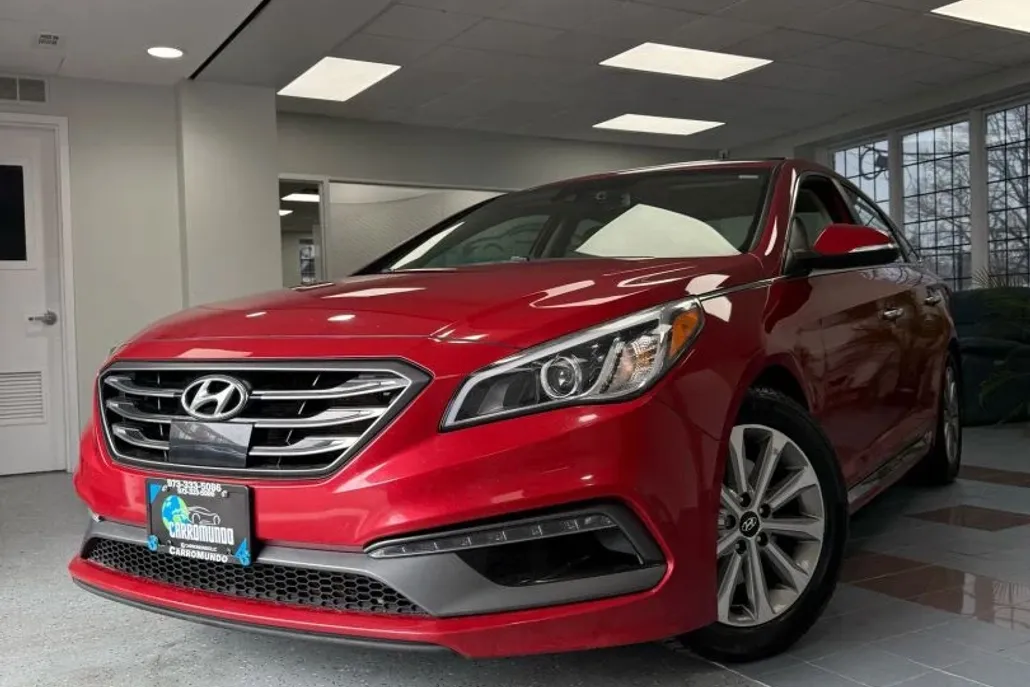 2017 Hyundai Sonata Limited photo 1