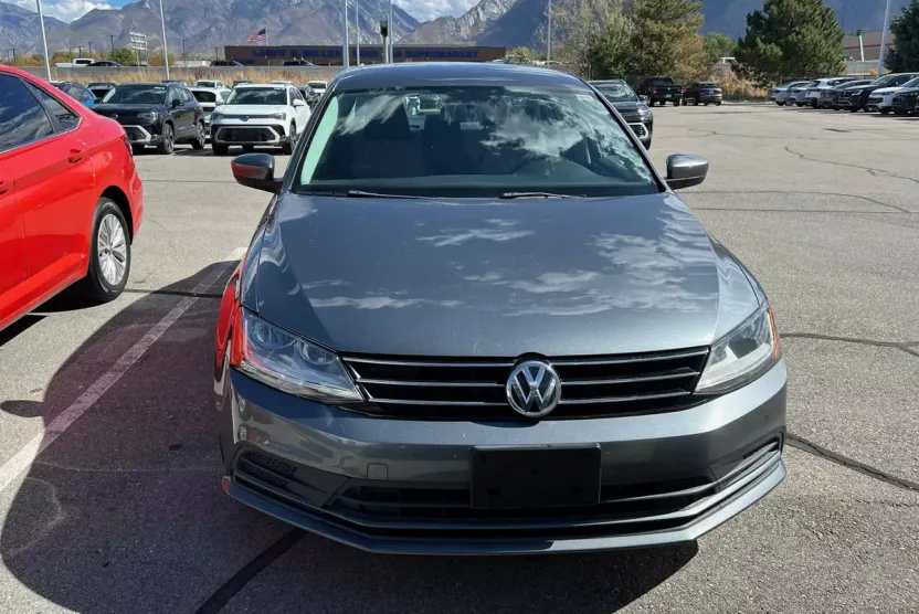 2017 Volkswagen Jetta 1.4T S photo 1