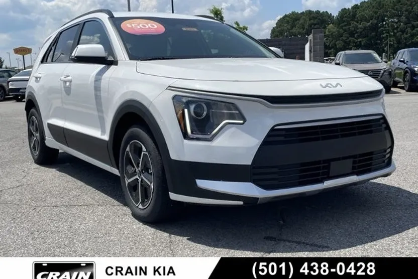 2025 Kia Niro EX photo 1