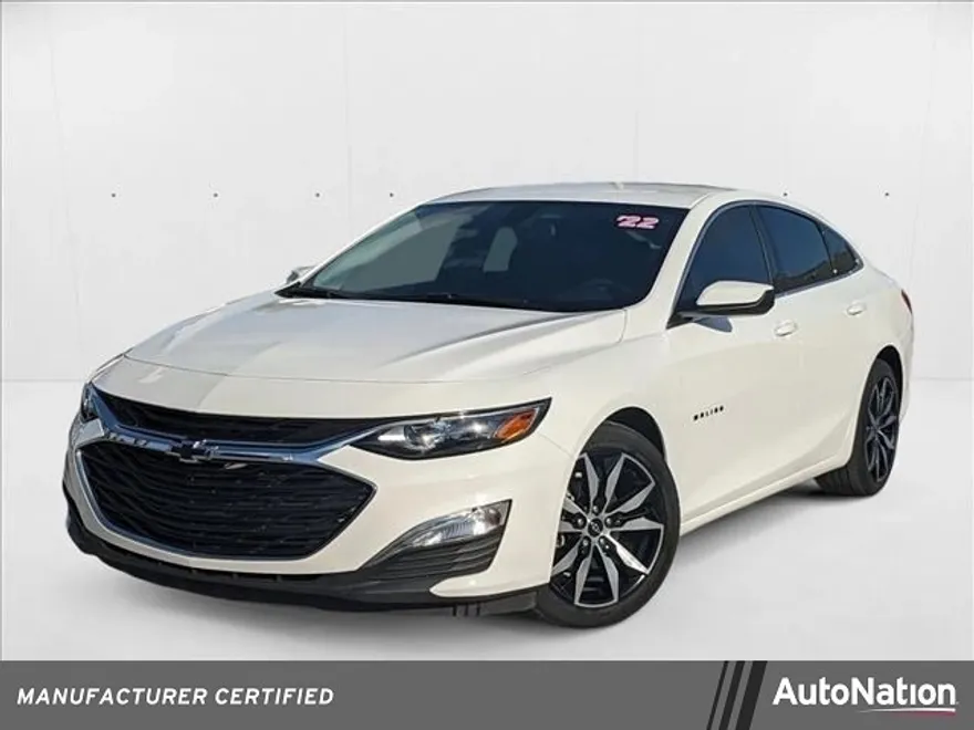 2022 Chevrolet Malibu RS photo 1