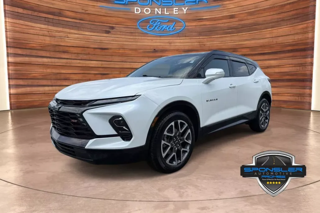 2023 Chevrolet Blazer RS photo 1