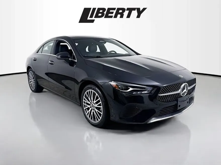 2025 Mercedes Benz CLA 250 4MATIC photo 1