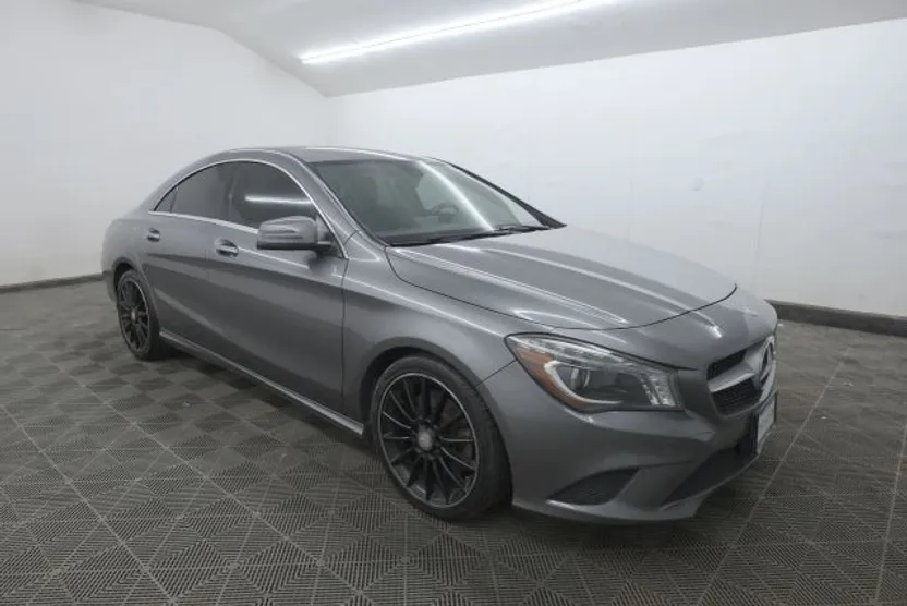2014 Mercedes Benz CLA 250 photo 1