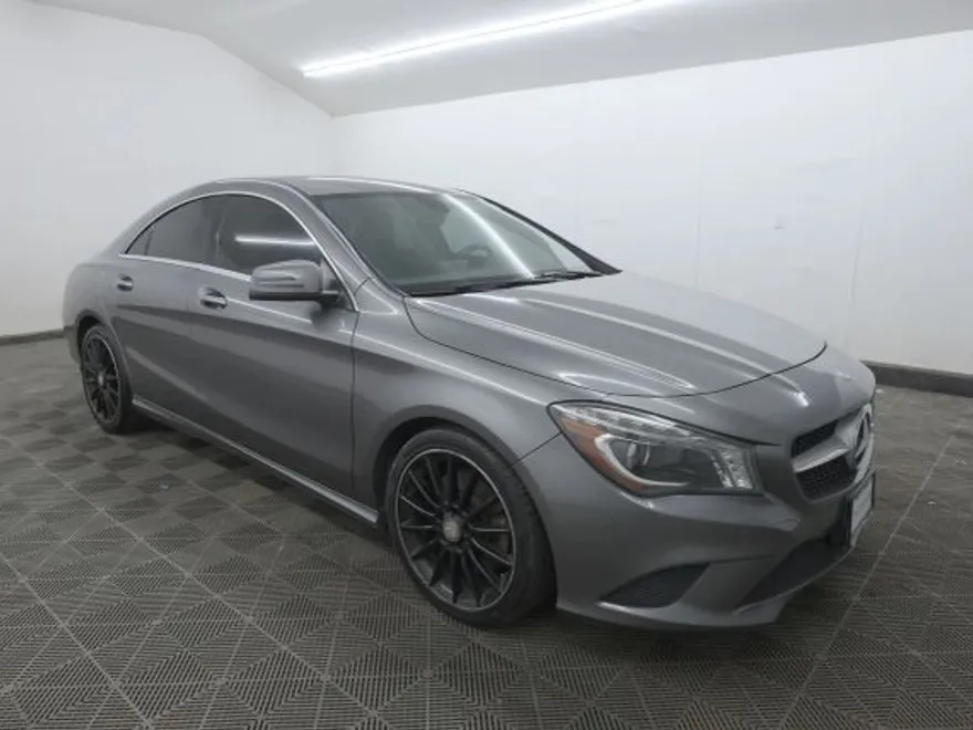 2014 Mercedes Benz CLA 250 photo 1