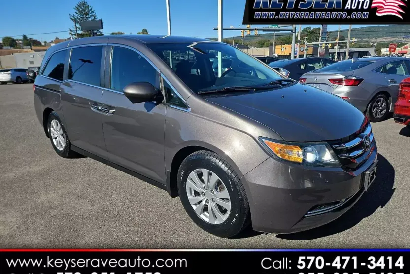 2014 Honda Odyssey EX photo 1