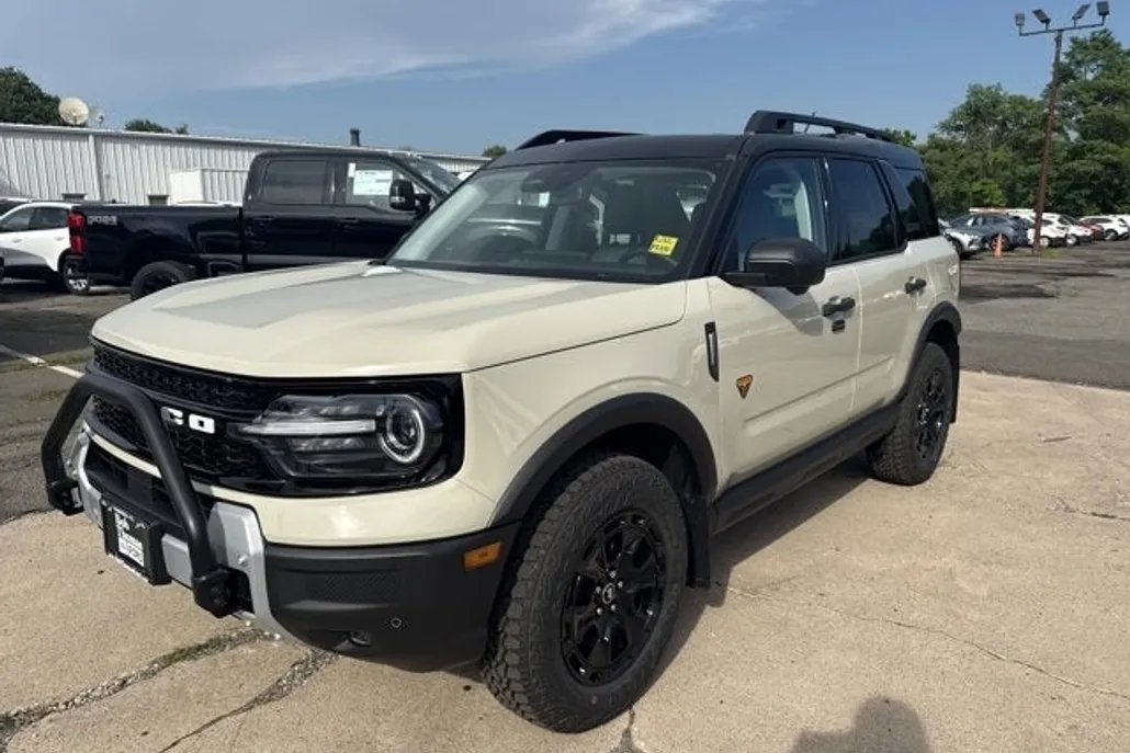 2025 Ford Bronco Sport Badlands photo 1