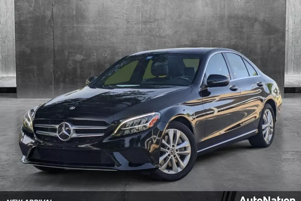 2019 Mercedes Benz C 300 photo 1