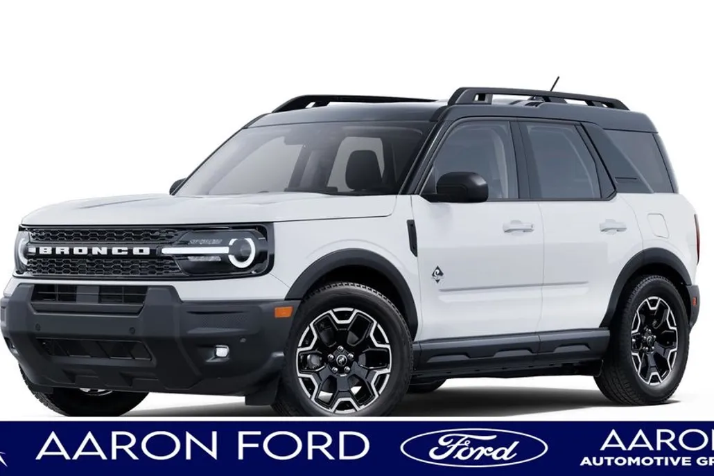 2025 Ford Bronco Sport Outer Banks photo 1